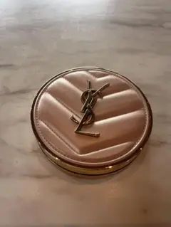 YSL イヴサンローラン クッション ファンデ タッチ グロウパクトB10
