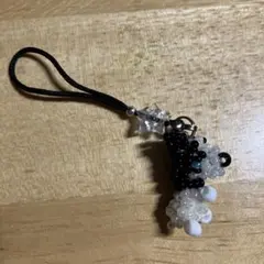 ビーズ製犬ストラップ 黒白