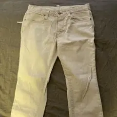 ホワイト チノパン