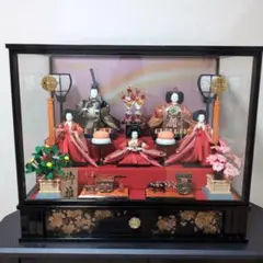 雛人形、ひな祭り用雛飾り 15人揃い ガラスケース、灯り、音楽付き中古品 雛人形 ひな人形木目込十五人ケース飾りセット秀光オリジナル