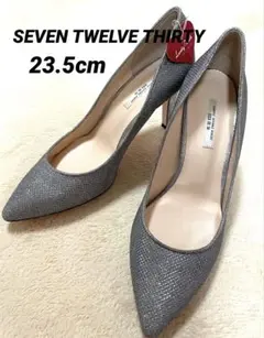 SEVEN TWELVE THIRTY シルバーグリッターパンプス23.5cm