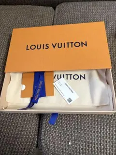 LOUIS VUITTON ギフト箱 3つセット - メルカリ
