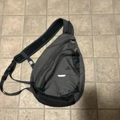 adidas ワンショルダーバッグ　y2k テック　00s 90s