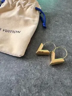 Louis Vuitton V字型ゴールドピアス(片耳用) 楽天市場】ルイヴィトン ピアス レディース LOUIS VUITTON