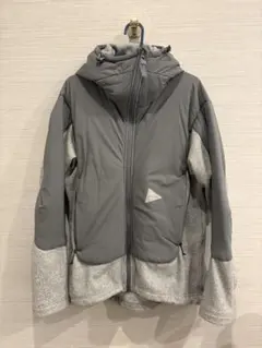 23FW and wander アンドワンダー ダウンベスト サイズ - メルカリ