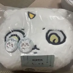 ちいかわ あのこ　エニタイムくじD賞クッション 缶バッジセットのサムネイル