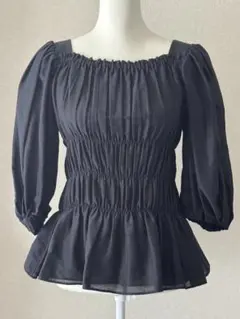 ✨本日限定　ミラオーウェン　半袖　トップス　極美品のサムネイル