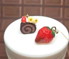 いちご、バナナ、ロールケーキ、チョコレート、ピアス、イヤリング