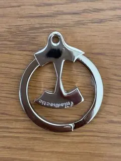 76726963_5