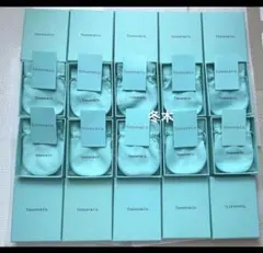 現行品❤️ティファニー空箱 (中綿付)➕巾着袋 ティファニー空箱 巾着袋 ティファニーアクセサリーポーチ