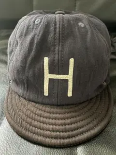 DECHO H刺繍 ベースボールキャップ ネイビー