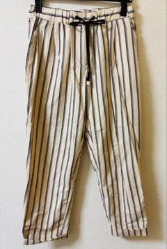 年末最終　ストライプカジュアルパンツ ベージュ　薄手