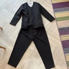 黒のスーツセット（ジャケット・パンツ・ノンアイロンシャツ）