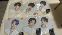 BTS 防弾少年団 19点セット テテ グク ジミン うちわ フラッグ 2025年最新】bts うちわ ジミンの人気アイテム - メルカリ