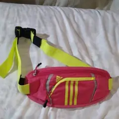 adidas　ウエストポーチ