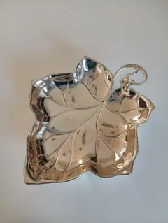 リーフ型　葉っぱ型　トレイ　ドイツ製　フルーツ置き