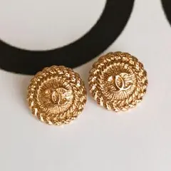 Item thumbnail for item 3c028de9-afed-4691-9870-6a0d27f0fa3e