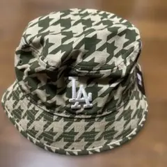新品タグ付きNEW ERA LAロゴ バケットハットＳ/M 男女兼用