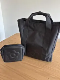 MARY QUANT 3wayトートバッグ リュック ショルダー ポーチ付き 黒