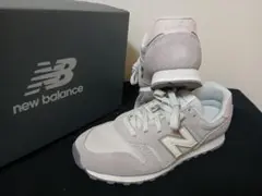 新品24cmニューバランス newbalanceレディーススニーカーW373