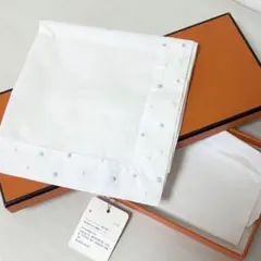 HERMES エルメス ハンカチ 刺繍 白 aq12693 HERMES エルメス ハンカチ 刺繍 白 aq12693 - メルカリ