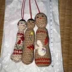 ハンドメイド　編みこけし　3体セット