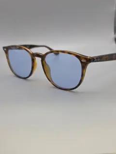 RB4259F　レイバン　正規品　ブルー　サングラス Ray-Banのサムネイル