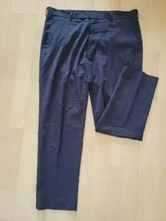 ユニクロ　スーツ　ズボン　スラックス　メンズ