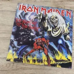 アイアン メイデンのアナログレコード国内盤4枚＋1982年来日公演ツアーパンフ アイアン メイデンのアナログレコード国内盤4枚＋1982年来日公演ツアー