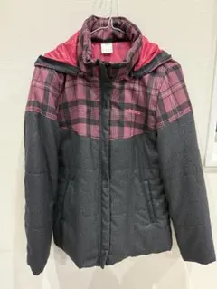 adidas フード付きダウンジャケット グレー/ピンクチェック