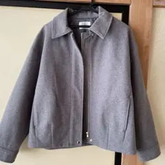 グレー ジャケット