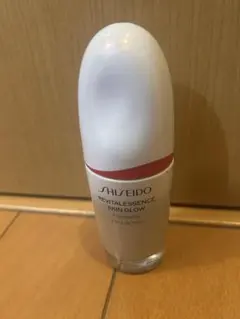 資生堂　エッセンススキングロウファンデーション　220