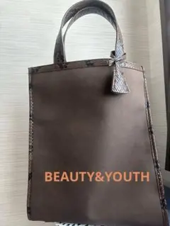 BEAUTY&YOUTH ブラウン 縦型トートバッグのサムネイル