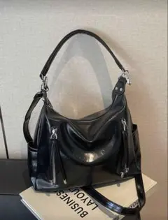 ブラック ショルダーバッグ