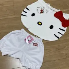 ハローキティー　子ども服　上下セット　　　サイズ１００
