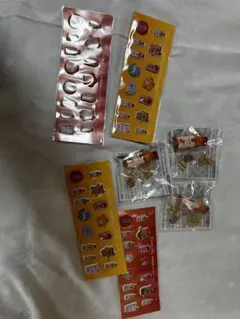 食品関連シールセットとチャーム