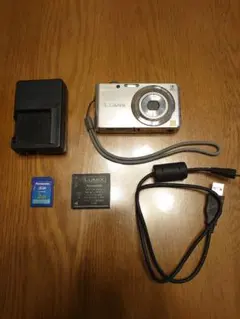 Fujifilm FinePix F11 6.3メガピクセル FUJIFILM FinePix F11 6.3メガピクセル - メルカリ