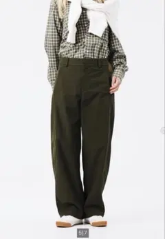 ユニクロ　ジャージーバレルレッグパンツ　オリーブ　S