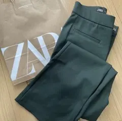 ZARA ストレッチフレアパンツ　xs グリーン　24 ZARA モスグリーンのサムネイル
