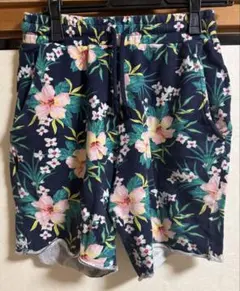 フローラルプリント ネイビーショートパンツ XS