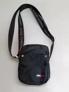 TOMMY JEANS（トミー ジーンズ）のミニショルダーバッグ