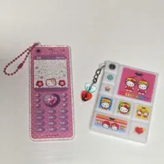ハローキティ シークレットタイルシール風ミニミラー なつかしガラケーキーホルダー