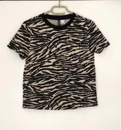 新品未使用 H&M DIVIDED ゼブラ柄 半袖Tシャツ XXS 未使用のサムネイル