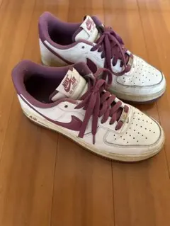 Nike Air Force 1 スニーカー ホワイト/パープルのサムネイル