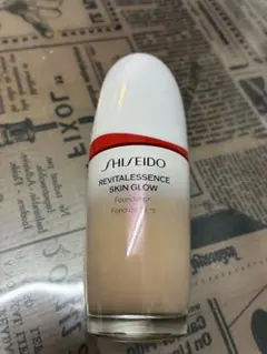 資生堂 スキングロウ ファンデーション 230