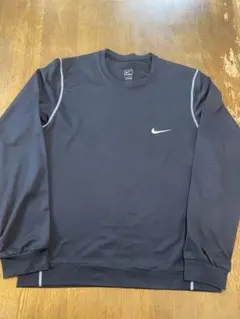 Nike ブラック 長袖Tシャツ