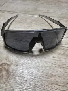 Oakley スポーツサングラス グレー