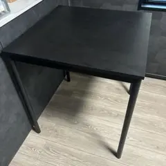 ダイニングテーブル