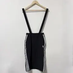 adidas サスペンダー付き　タイトスカート