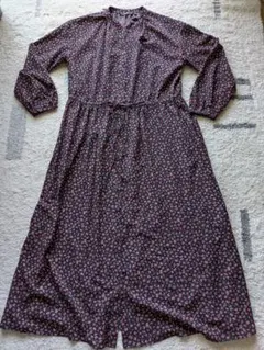 花柄ワンピース